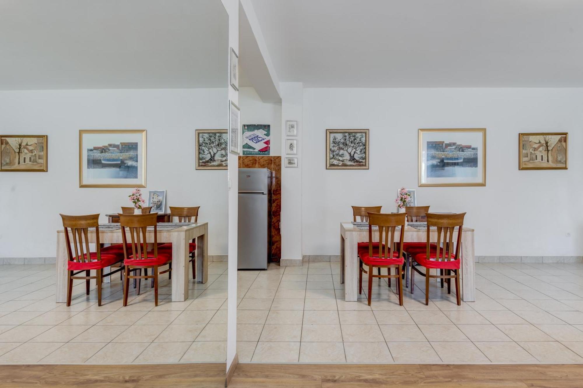 Beachfront Apartment Drazen, With Garden And Parking سبليت المظهر الخارجي الصورة